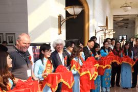 Hà Nội AV Show 2013 – Hút khách ngay từ ngày khai mạc