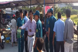"Sợ chủ tịch phường như sợ... cọp!"