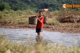 Trung thu không có quà của trẻ em miền sơn cước