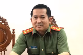 Công bố số điện thoại của Thiếu tướng Đinh Văn Nơi