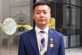 Cho thôi Ủy viên Ủy ban T.Ư MTTQ Việt Nam với Quang Linh