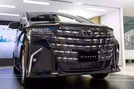Toyota Alphard 2024 giá không dưới 4 tỷ đồng