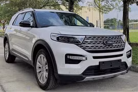 Cận cảnh SUV Ford Explorer 2022 tại Việt Nam 