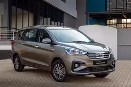 Toyota sắp ra mắt 2 mẫu ô tômới dựa trên Suzuki Ertiga và Baleno 