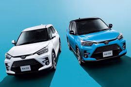 Cận cảnh cở nhỏ Toyota Raize 2022 hybrid giá rẻ 