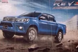 Toyota Hilux thế hệ mới lộ hàng loạt thông tin “hot“
