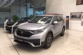 Honda CR-V giả giá tới 200 triệu đồng tại đại lý