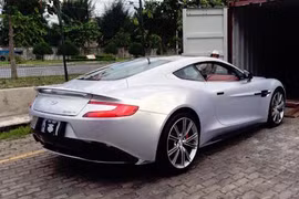Chi tiết siêu xe Aston Martin Vanquish đầu tiên về Việt Nam