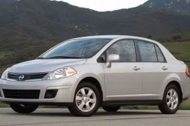 Triệu hồi hơn nửa triệu xe ôtô Nissan Versa dính lỗi 