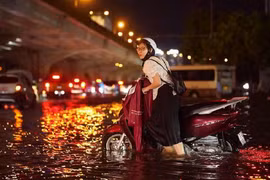 Hà Nội cứ mưa là ngập, trạm bơm nghìn tỷ hoạt động ra sao?