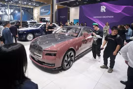 Rolls-Royce Spectre từ 19 tỷ đồng 