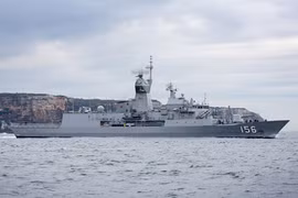 Australia điều tàu chiến đến eo biển Hormuz giữa căng thẳng Mỹ - Iran 