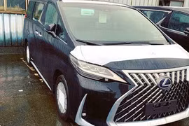MPV "sang chảnh" Lexus LM 300h bán ra 11 tỷ tại Việt Nam?