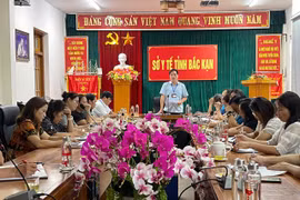 Hơn 80 học sinh ở Bắc Kạn cùng bị tụ cầu khuẩn tấn công