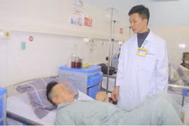 Đau bụng không ngờ sốc mất máu nguy kịch do vỡ u mạc treo