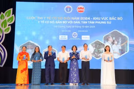 Y tế cơ sở giỏi: nâng cao nhận thức bảo vệ chăm sóc, sức khỏe 