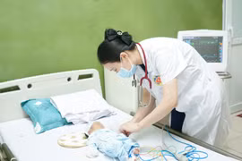 Cứu sống bé sơ sinh bị bệnh tim bẩm sinh từ trong thai kỳ