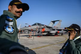 Vũ khí tác chiến điện tử Pakistan làm tê liệt tiêm kích Ấn Độ