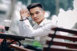 Gallery - Ca Sĩ Lệ Rơi