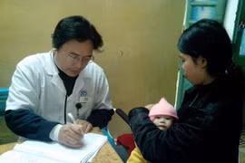 Rơi nước mắt khi bệnh nhân thoát “án tử”