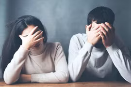 Bế tắc vì vợ nghiện cờ bạc 