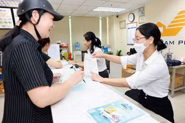 Gửi tiết kiệm bưu điện: Làm gì để tránh rủi ro?