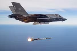 Muốn dùng F-35C đối đầu Trung Quốc, Mỹ còn phải chờ lâu!