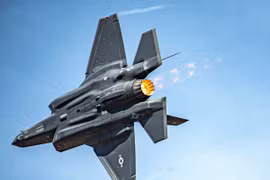 Đông Á thêm nóng khi Mỹ sắp triển khai F-35 đến Nhật Bản 
