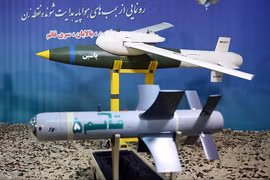 Đau đầu 3 loại vũ khí “khủng” Iran vừa tiết lộ