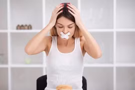 Mách bạn gái cách ăn nhiều không lo béo