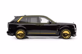 Cận cảnh SUV siêu sang Rolls-Royce Cullinan dát vàng "độc nhất vô nhị"