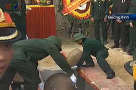 Chi tiết hình ảnh hạ huyệt, an táng Đại tướng
