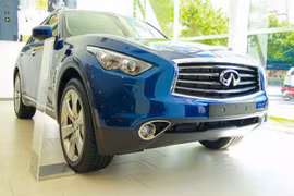 Chi tiết Infiniti QX70 "Deep Blue" độc nhất Sài Gòn