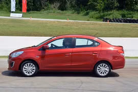 Soi xe Nhật giá 600 triệu, đối thủ Toyota Vios ở VN