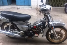 Ngắm Honda Dream với dàn đồ chơi cực khủng