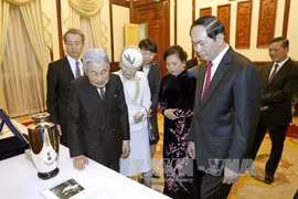 Gallery - Nhật Hoàng Và Hoàng Hậu Thăm Việt Nam - image 1