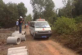 Gallery - Máy Bay Trực Thăng UH 1 Rơi - image 3