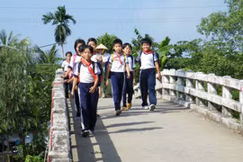 Chuyện lạ ở Hà Nội: "Quan" xã từ chối khuyến học?