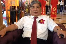 Lùm xùm chung cư Đại Thanh... Đại gia điếu cày