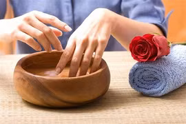 Dưỡng ẩm đôi tay mềm mịn suốt mùa lạnh