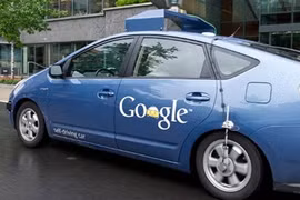 Xe tự lái Google tự xử lý tình huống giao thông