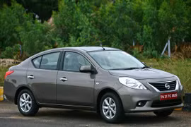 Nissan Sunny đại hạ giá giải phóng hàng tồn