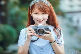 Nữ sinh Ngoại thương có tài ăn nói, nụ cười thiên thần