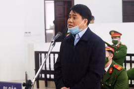 Gallery - XÉT XỬ ÔNG NGUYỄN ĐỨC CHUNG - image 3