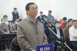 Gallery - XÉT XỬ ÔNG VŨ HUY HOÀNG - image 6