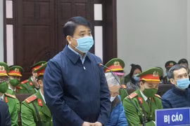 Gallery - XÉT XỬ ÔNG NGUYỄN ĐỨC CHUNG - image 5