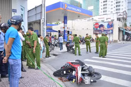 Công an khám nghiệm 1 vụ án trước đó.