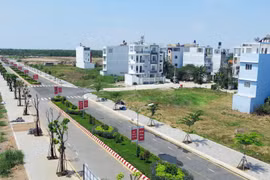 Điều tra công ty Phi Long có dấu hiệu lừa bán đất nền dự án ở Sài Gòn.