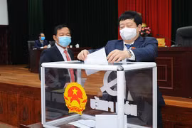 Hai Phó Chủ tịch UBND tỉnh Hải Dương vừa mới được bầu là ai?