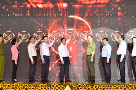 Gallery - CĂN CƯỚC CÔNG DÂN GẮN CHIP - image 3